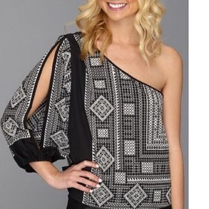 BCBGMAXAZRIA Blouse